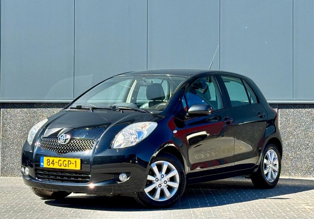 Toyota Yaris 1.3 VVTi Executive Airco | 5-deurs | NAP, Auto's, Voorwielaandrijving, 4 cilinders, 995 kg, Bedrijf