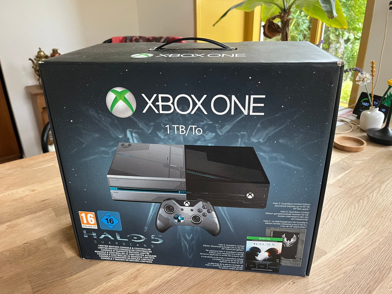 Xbox One Halo 5 Guardians special edition console 1TB, Xbox One, Ophalen of Verzenden, Zo goed als nieuw, 1 TB