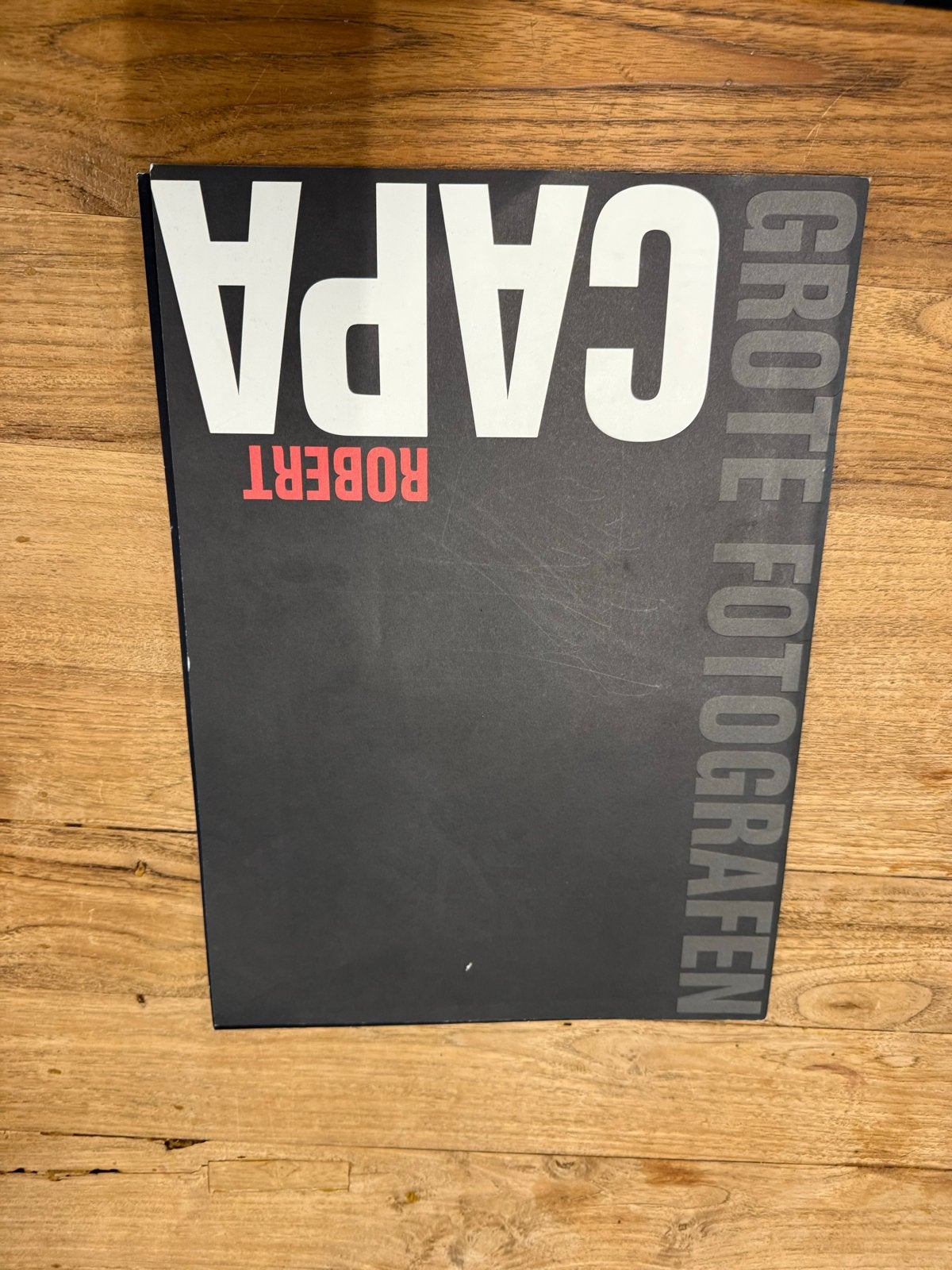 Grote Fotografen: Robert Capa - Boek over oorlogsfotografie, Verzenden, Zo goed als nieuw, Fotografen