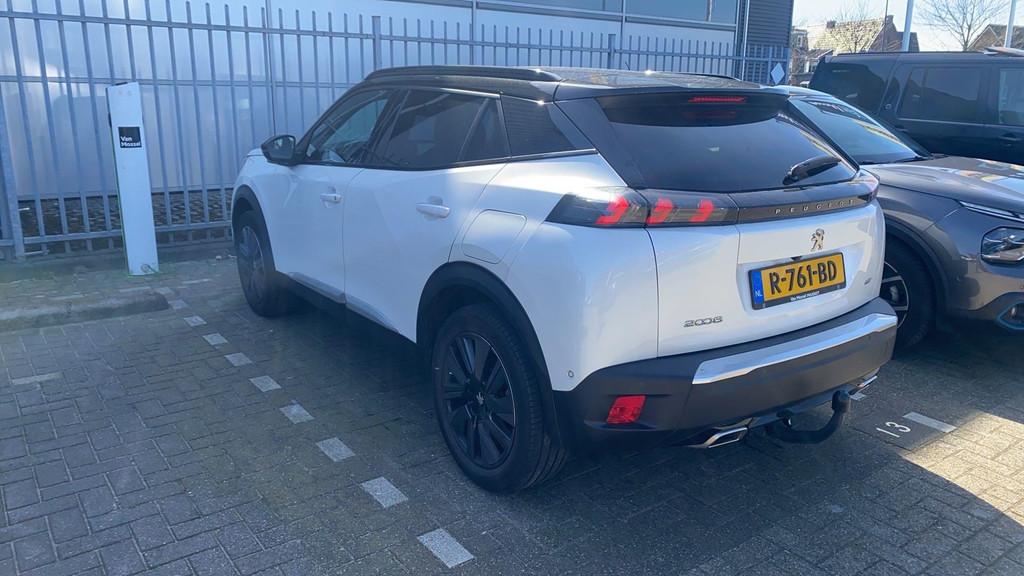 Peugeot 2008 1.2 PureTech GT Pack, Auto's, 12 maanden, Adaptive Cruise Control, Gebruikt, Euro 6