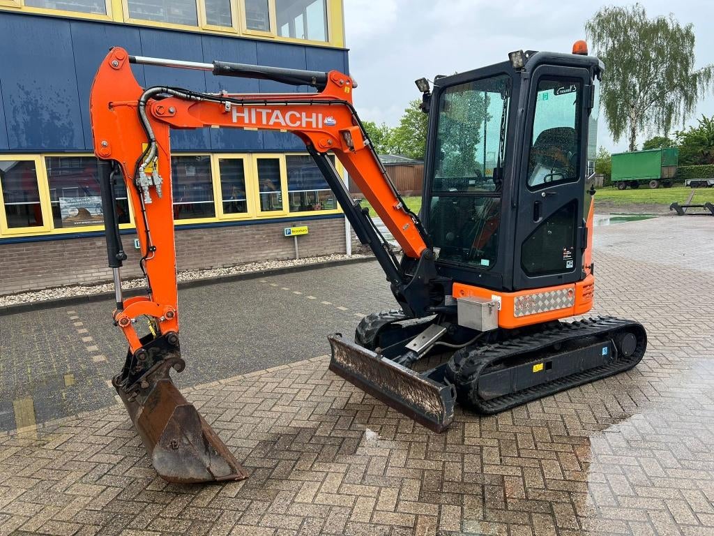Hitachi ZX26U-5A CR minigraver rupsgraafmachine, Ophalen, Graafmachine