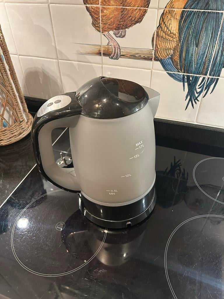Waterkoker, 1 tot 2 liter, Ophalen of Verzenden, Gebruikt, Draadloos