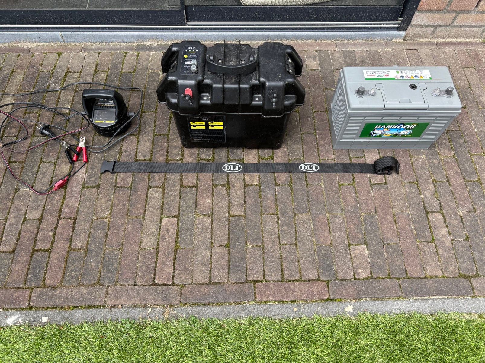 12V 105Ah accu + Minn Kota MK-105PE + accubak | complete set, Watersport en Boten, Ophalen, Gebruikt, Complete set