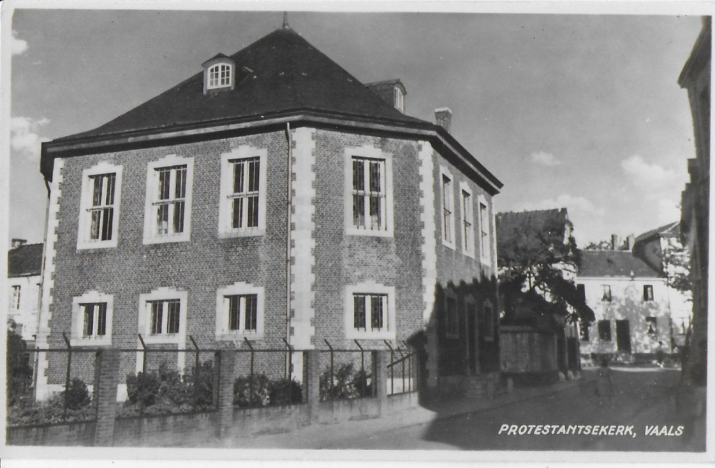 Vaals protestantse kerk ongelopen oude ansichtkaart ( 4333 ), Verzamelen, Ophalen of Verzenden, 1940 tot 1960, Gelopen, Limburg
