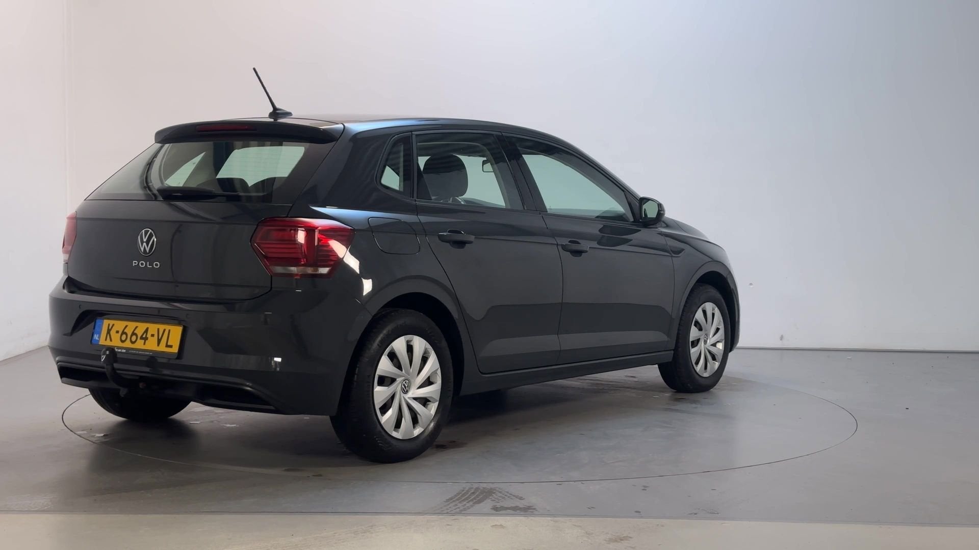 Volkswagen Polo 1.0 TSI Comfortline Parkeersensoren Navigati, Auto's, Voorwielaandrijving, Gebruikt, Met garantie (alle), 49 €/maand