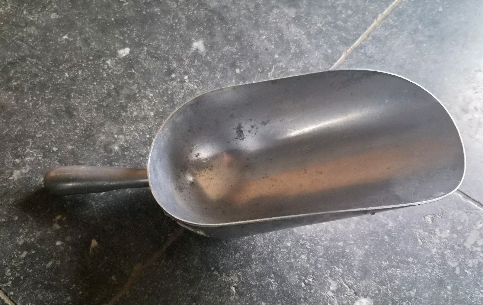 Aluminium pelletschep 1L - 37cm - Oerdegelijk, Huis en Inrichting, Ophalen of Verzenden, Zo goed als nieuw