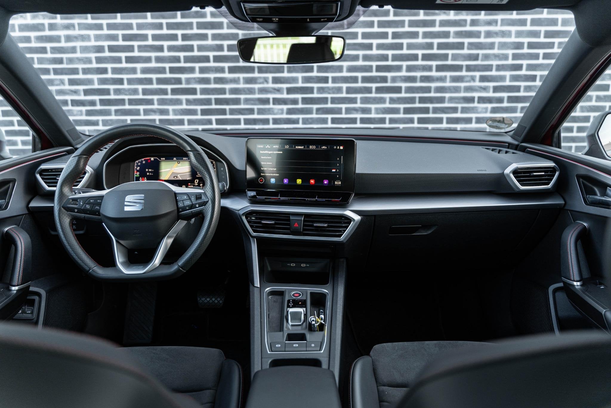 SEAT Leon ST 1.4 TSI eHybrid PHEV FR Business Intense | Plug, Auto's, Gebruikt, 4 cilinders, 150 pk, Leon