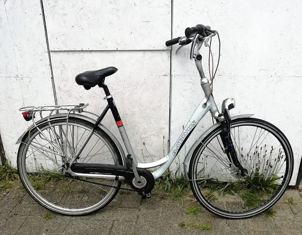 BATAVUS Damesfiets 28 inch, Fietsen en Brommers, Fietsen | Dames | Damesfietsen, Ophalen, Versnellingen, Batavus, 53 tot 56 cm