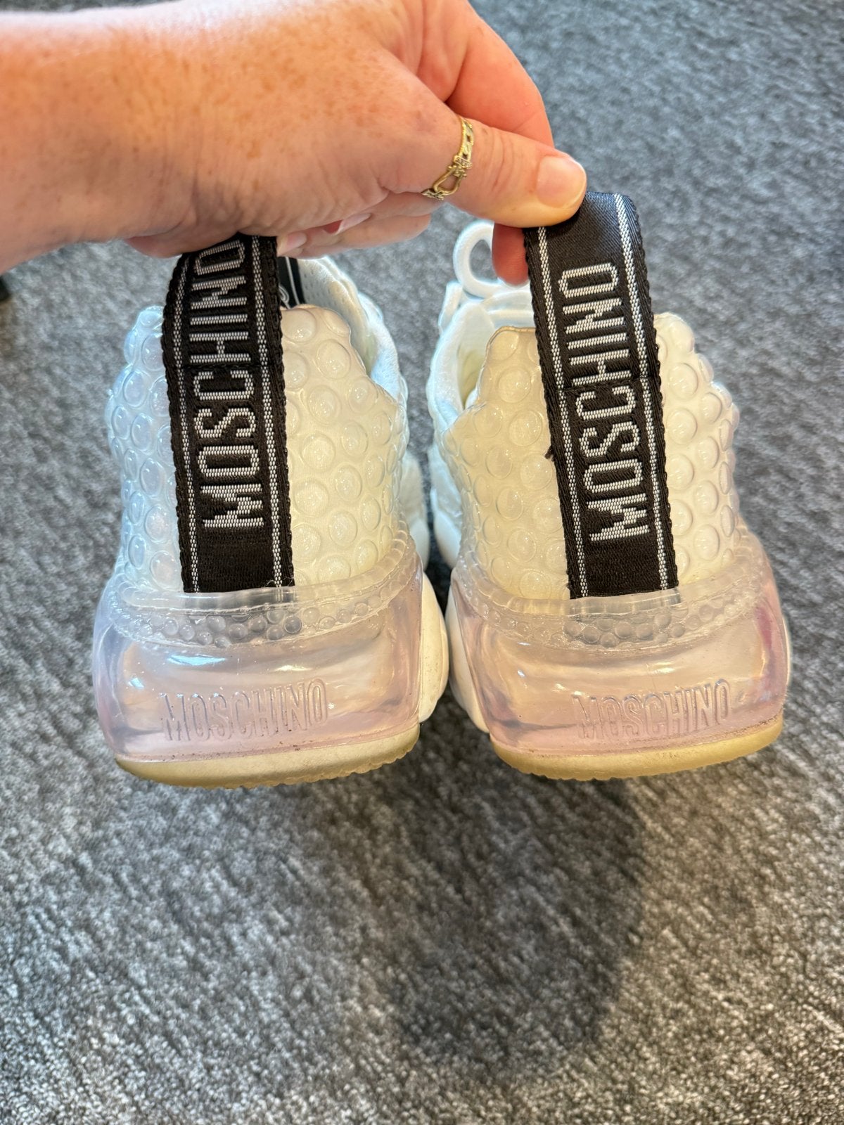 Originele Moschino sneakers, Ophalen, Zo goed als nieuw, Wit, Sneakers of Gympen