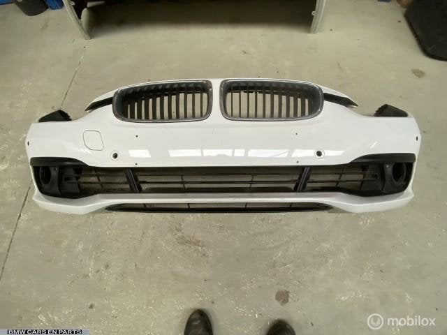 Voorbumper BMW 3-serie F30 LCI ('12-'15) wit, Gebruikt, Voor, Partnerportal@bmw.de, Bmw