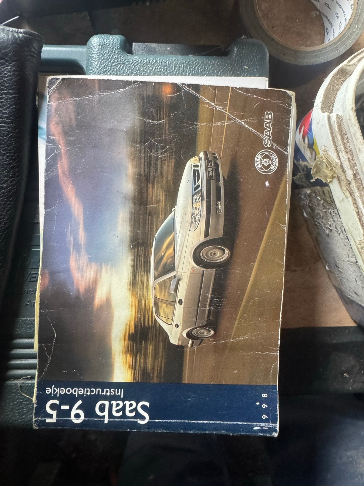 Saab 9-5 Instructieboekje en European Service Guide, Auto diversen, Ophalen of Verzenden
