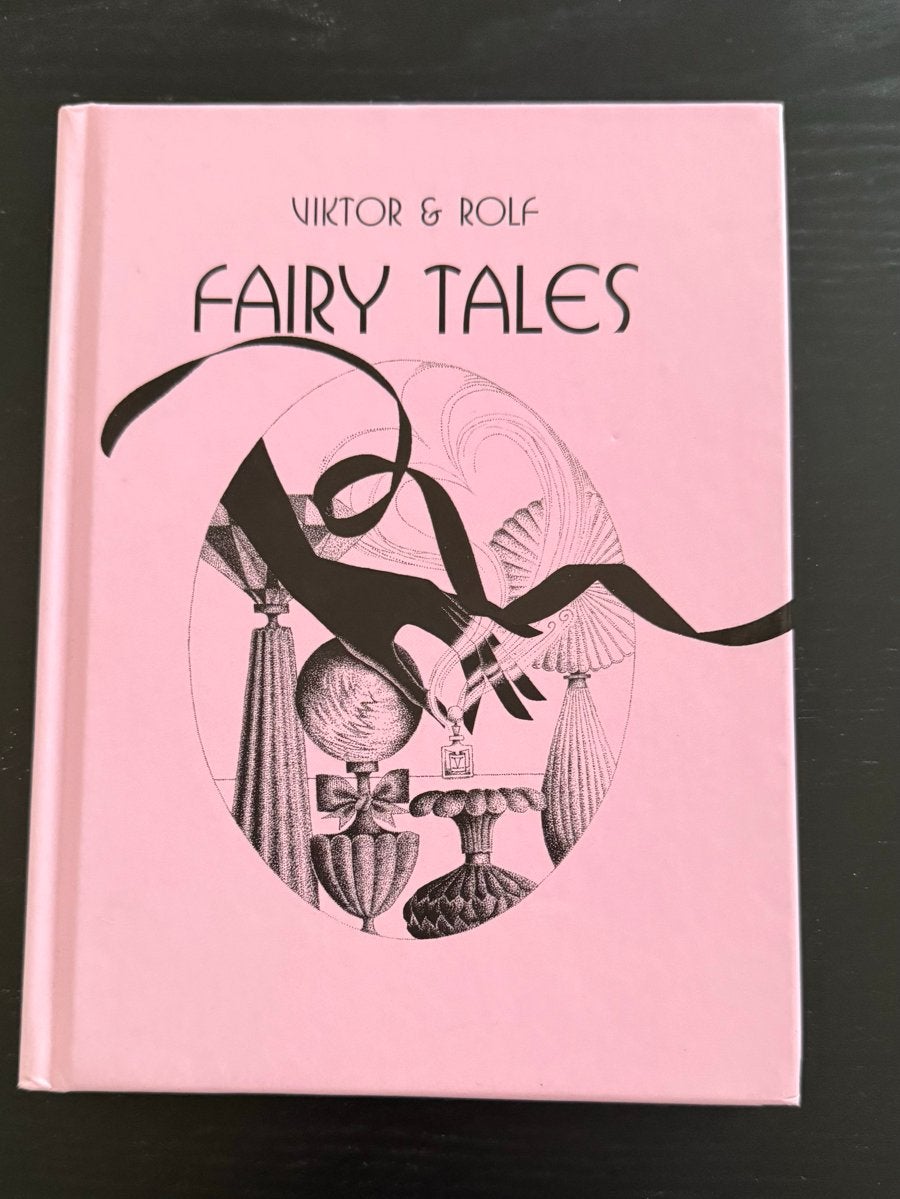 Viktor & Rolf Fairy Tales - Sprookjes van mode boek, Ophalen of Verzenden, Nieuw, Mode algemeen