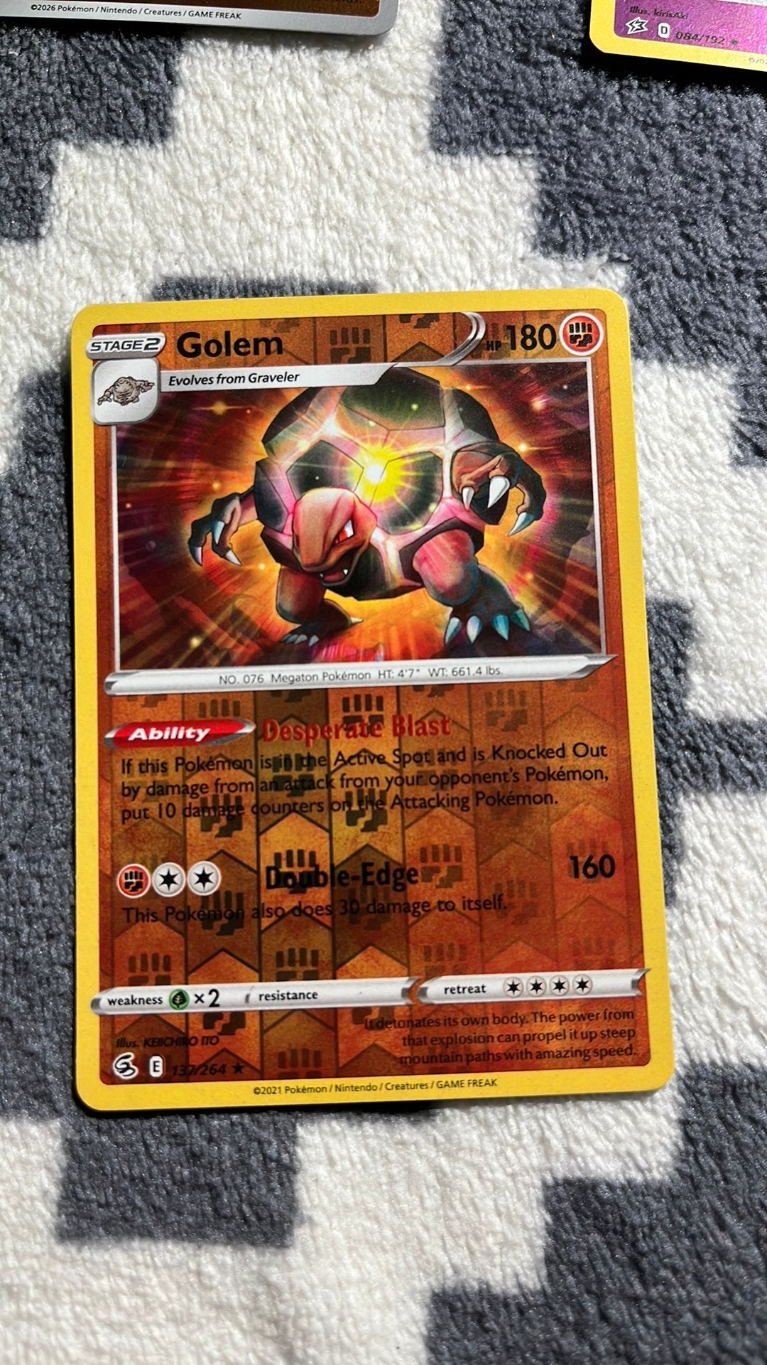 Holo Pokémon kaart Golem 137/264 in goede staat, Ophalen of Verzenden, Zo goed als nieuw, Losse kaart, Foil