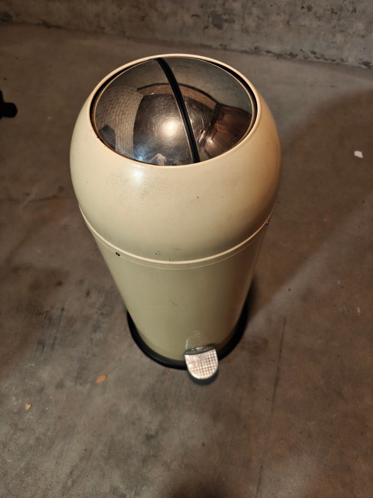 Vintage pedaalemmer, crème, met chromen deksel, Ophalen, 50 – 75, Gebruikt, Met pedaal