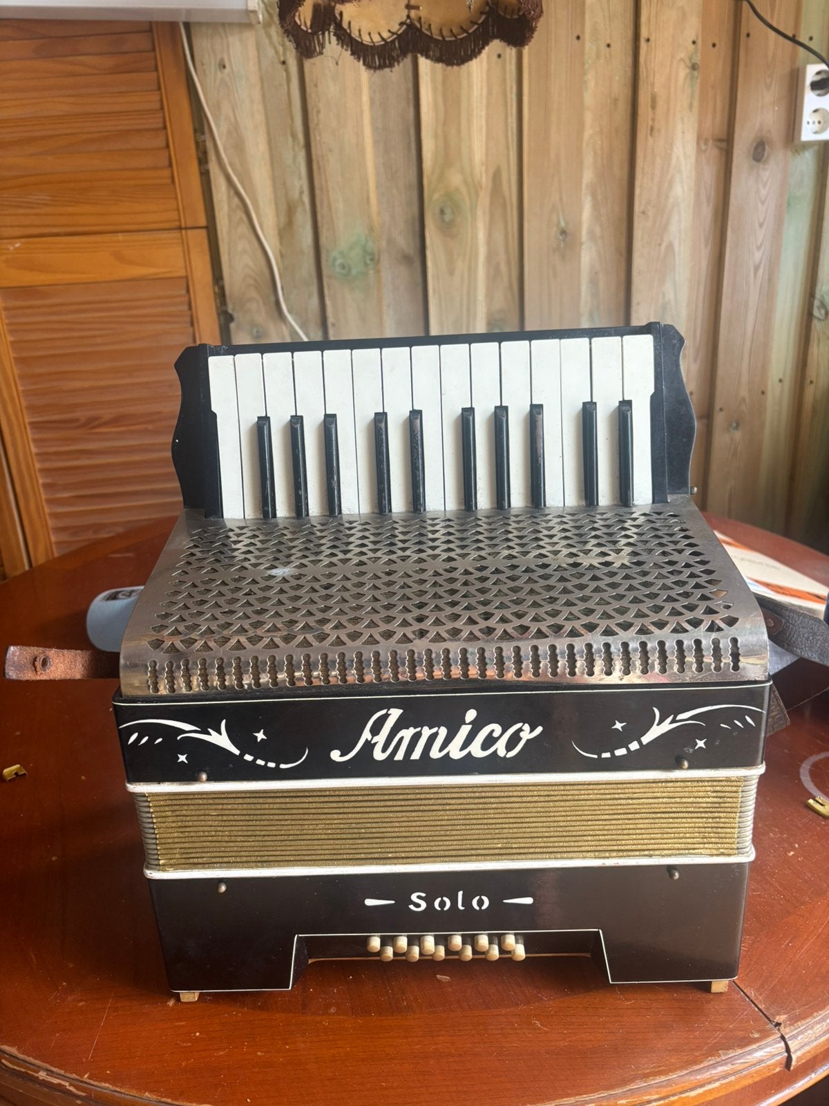 Amico solo, Ophalen, Zo goed als nieuw, 120-bas, Overige merken