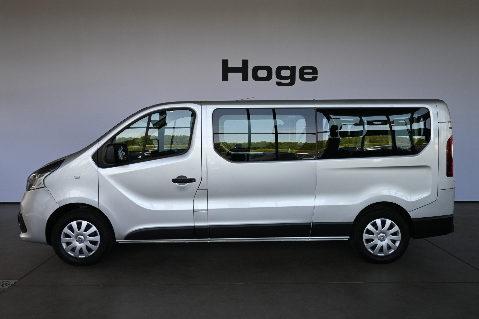 Renault Trafic Passenger 1.6 dCi Grand Expression Energy 9 P, Auto's, Renault, Voorwielaandrijving, Stof, Gebruikt, 9 stoelen