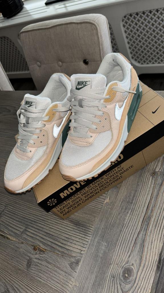 Nike Air Max 90 mt 42.5, Kleding | Heren, Schoenen, Nike air max, Overige kleuren, Verzenden, Sneakers of Gympen