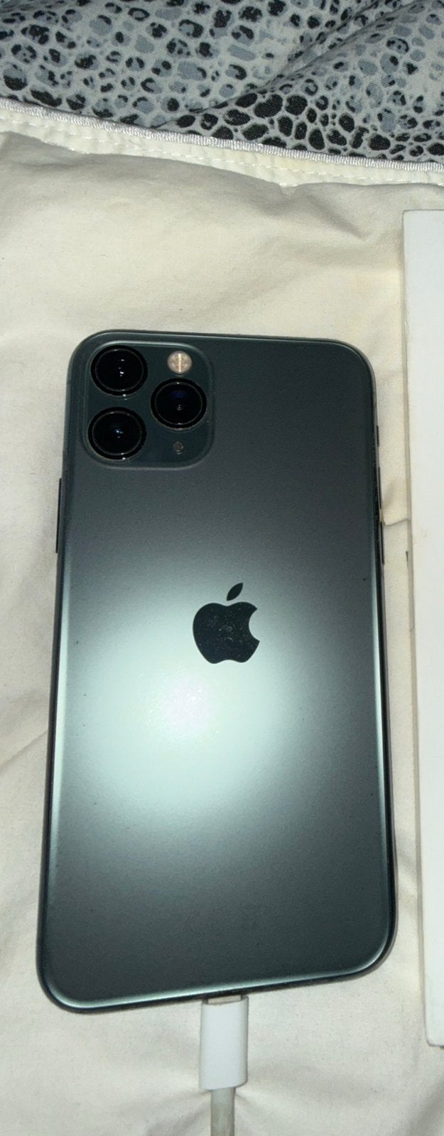 Iphone 11 pro, 64gb, Midnight green, Telecommunicatie, Ophalen of Verzenden, Zo goed als nieuw, Zonder simlock, 68 %