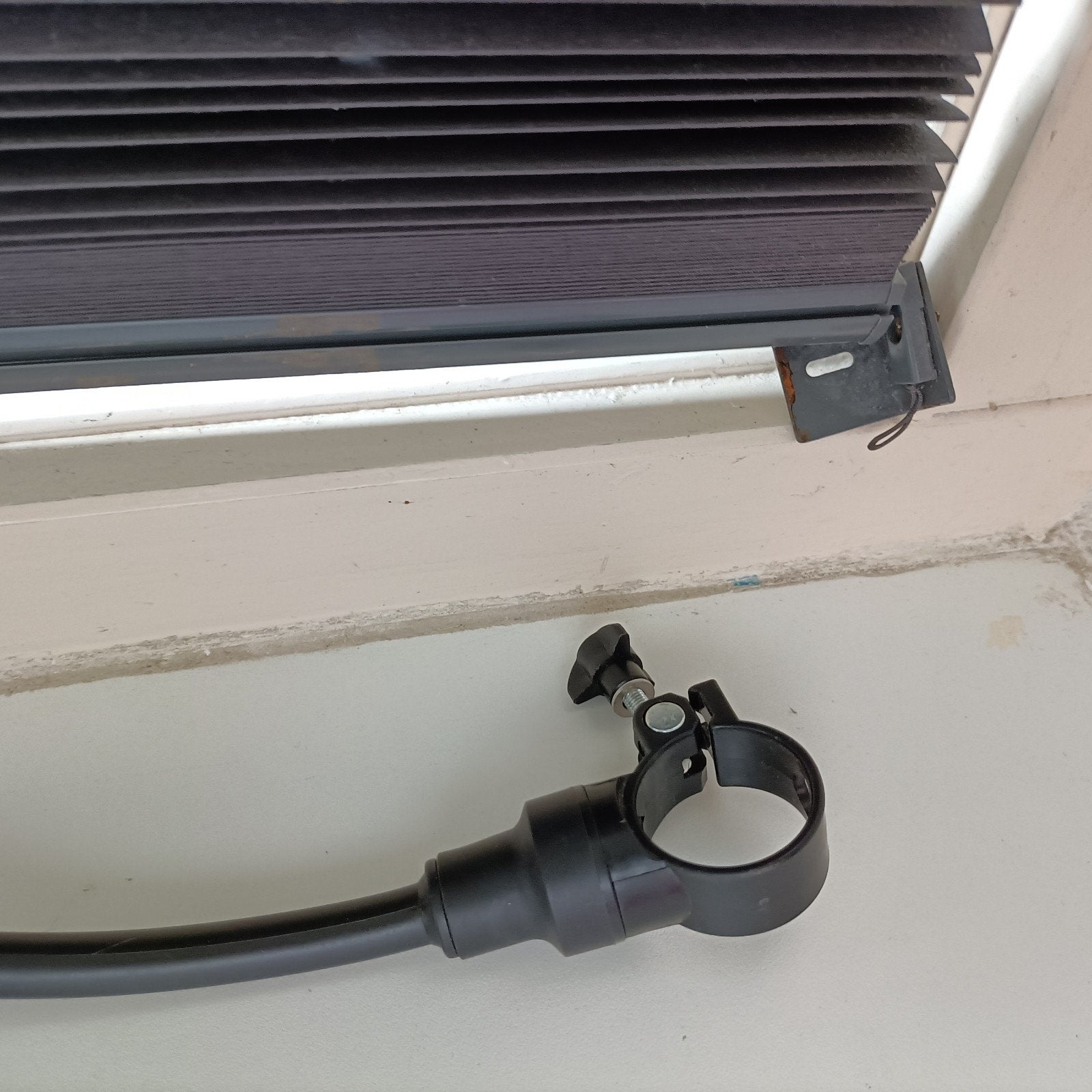 Fietsspiegel met flexibele arm en stuurbevestiging, Ophalen of Verzenden, Gebruikt, Onbekend