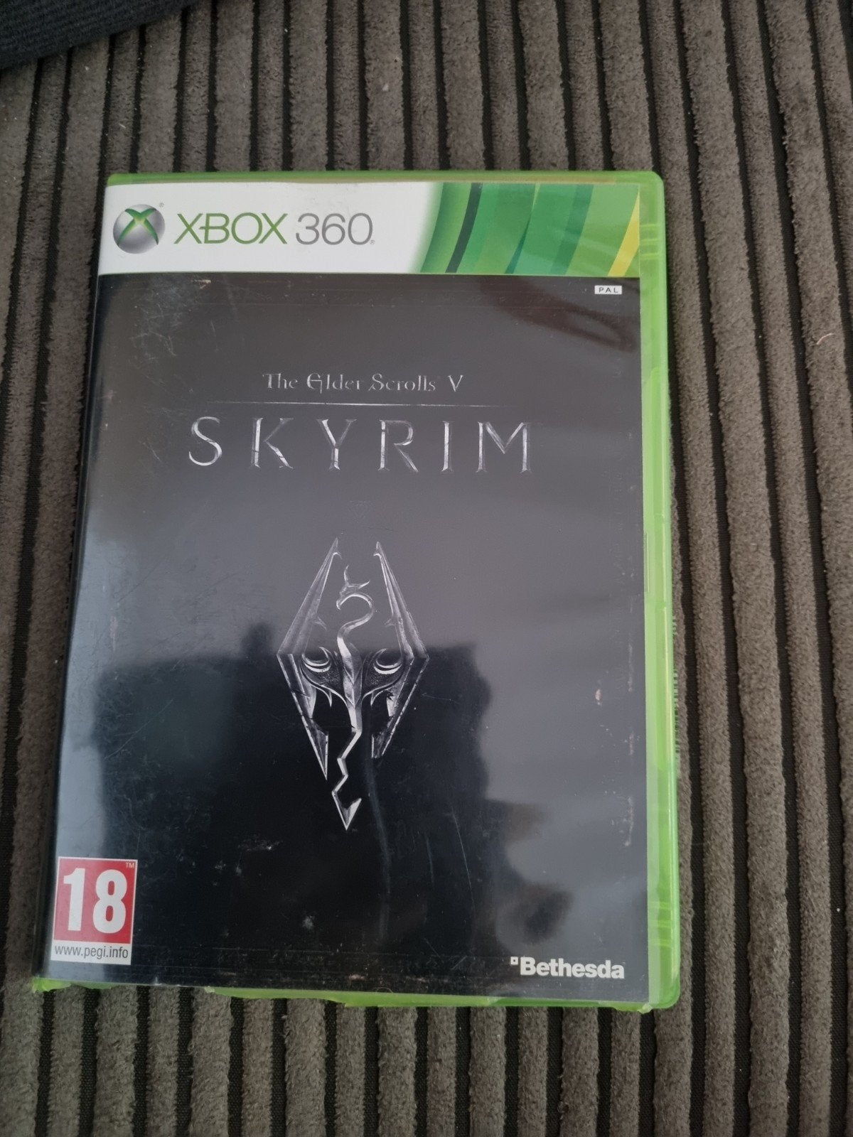 The Elder Scrolls V: Skyrim (Xbox 360) - Hoesje beschadigd, Gebruikt, Vanaf 18 jaar, 1 speler, Ophalen of Verzenden