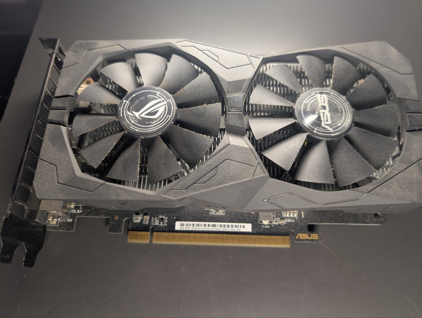 ASUS ROG Strix Radeon RX 560 OC 4GB, Computers en Software, Videokaarten, PCI-Express 3, AMD, HDMI, Ophalen of Verzenden