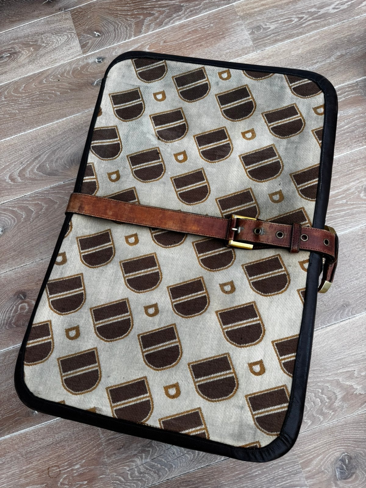 Zeldzame Vintage Delvaux Reiskoffer– Monogram Toile D, Ophalen, Overige materialen, Gebruikt, 45 tot 55 cm