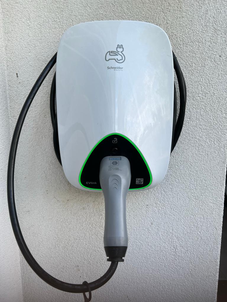 Schneider Electric EVlink Home Laadpaal EVH4S11NC, Ophalen of Verzenden, Zo goed als nieuw, Laadpaal en Laadkabel