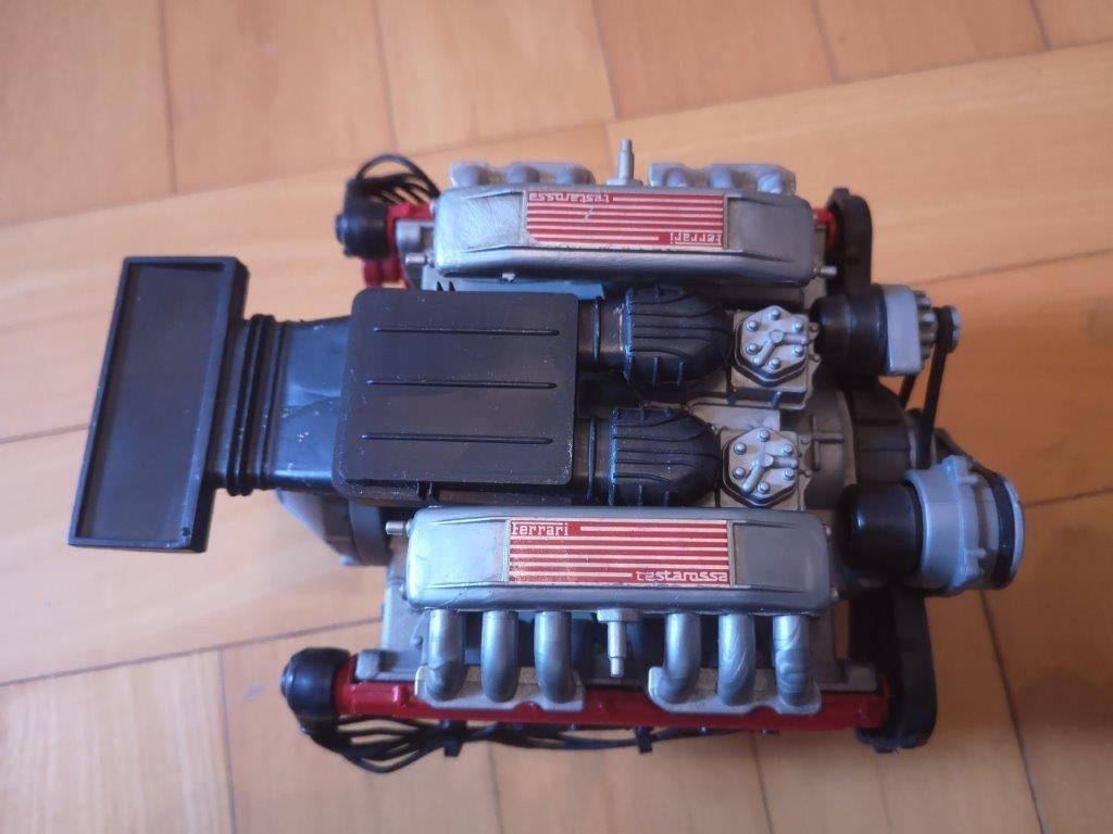 Engine 1/8 scale for Pocher Testarossa, Ophalen of Verzenden, Zo goed als nieuw, 1:5 t/m 1:8, Auto