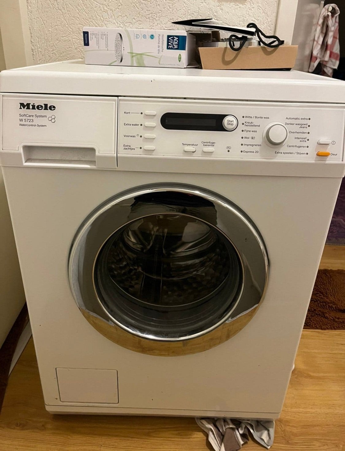 Miele wasmachime W5723, Witgoed en Apparatuur, Wasmachines, Ophalen of Verzenden, Zo goed als nieuw, 1200 tot 1600 toeren, 85 tot 90 cm