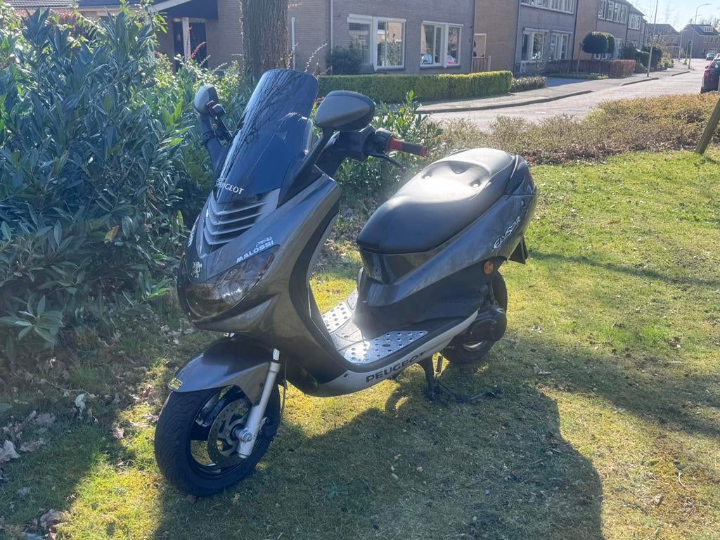 Peugeot elystar 70 cc watergekoeld, Ophalen, Zo goed als nieuw, Benzine, Overige modellen