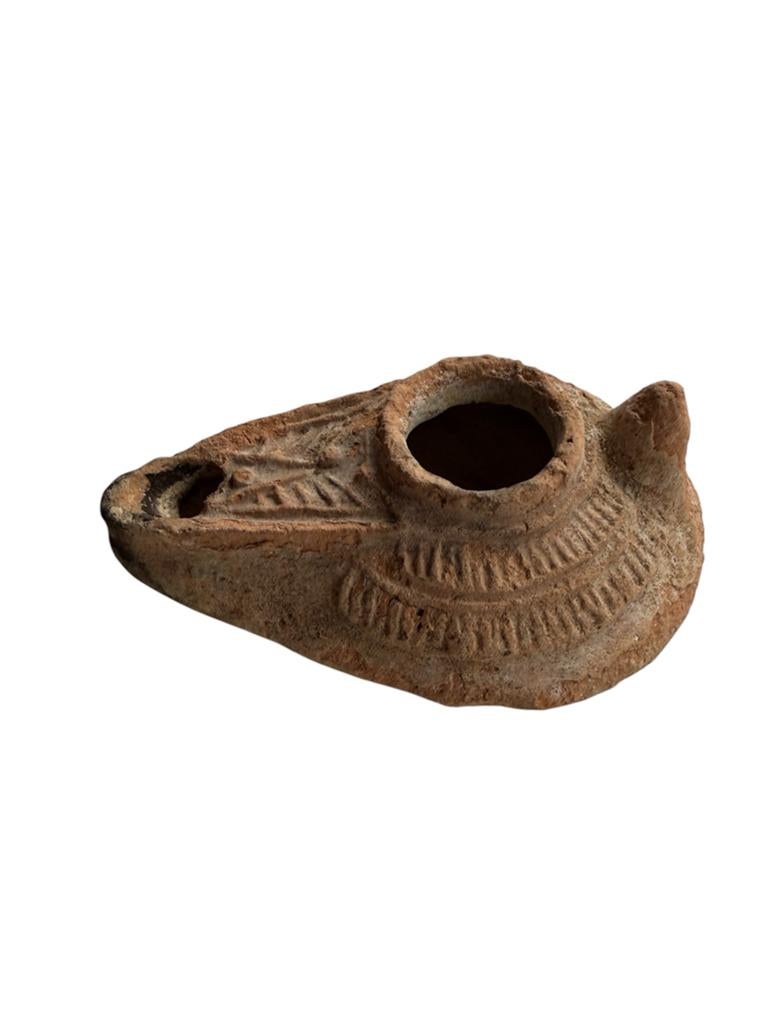 Antiek Terracotta Olielampje - Laat-Romeins / Byzantijns, Ophalen of Verzenden