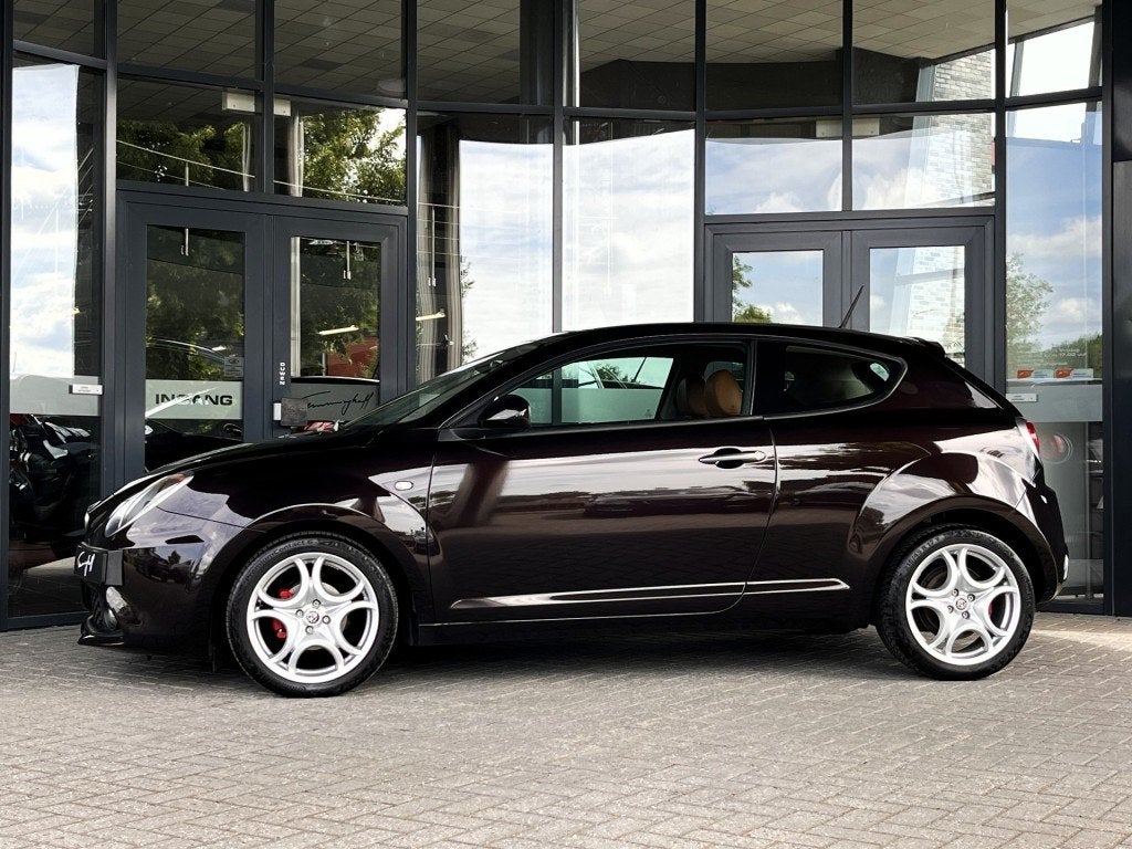 Alfa romeo MITO 0.9 T. AIR EXCLUSIVE CLIMA - NAVI - LEDER -, Auto's, Voorwielaandrijving, Gebruikt, Euro 6, Handgeschakeld