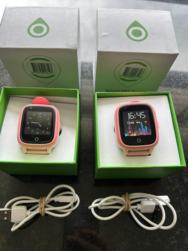 GPS kinderhorloge, Ophalen of Verzenden, Zo goed als nieuw, Roze, GPS