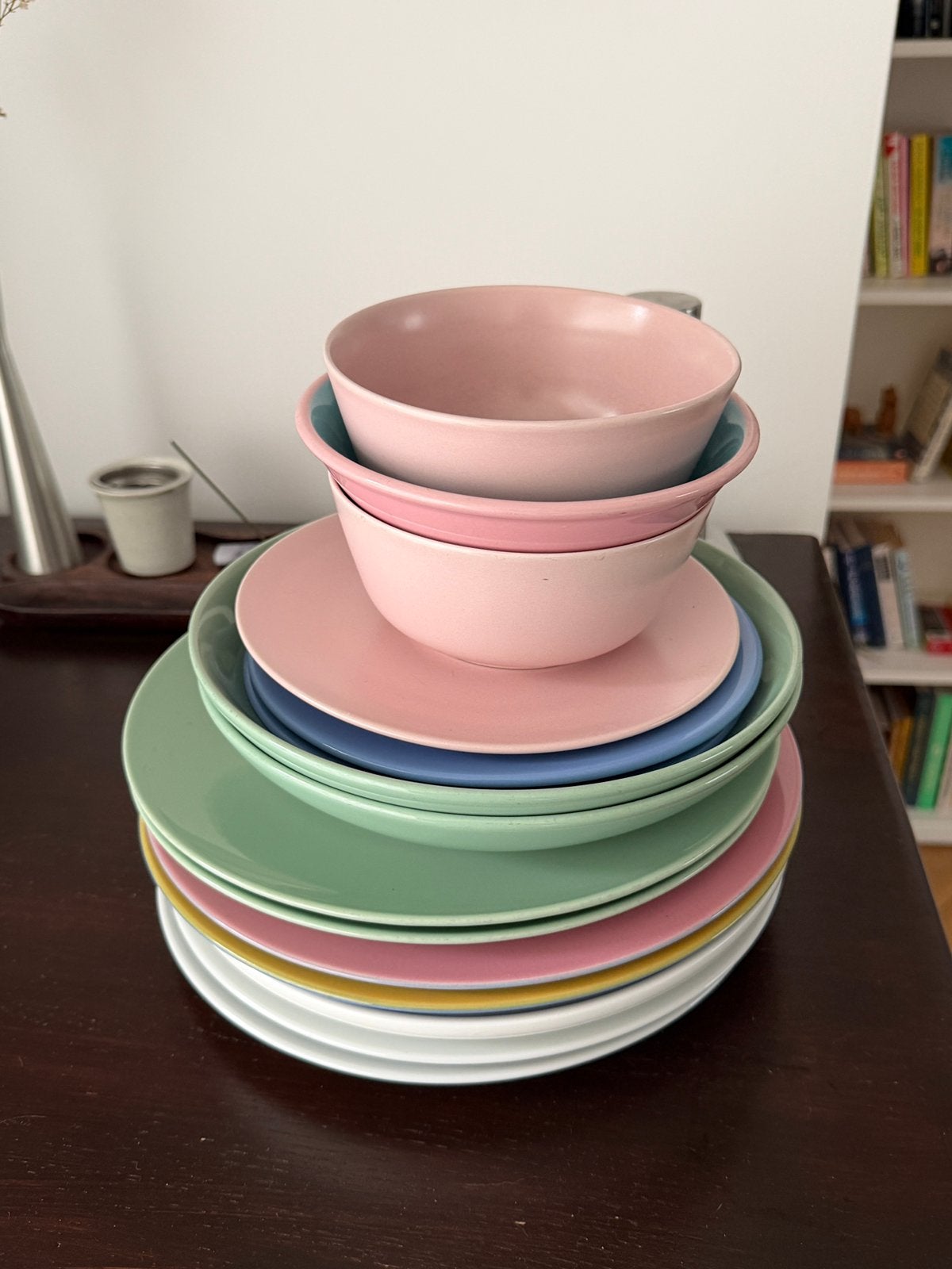 15 plates and bowls, Huis en Inrichting, Keuken | Servies, Ophalen, Zo goed als nieuw, Overige stijlen, Bord(en)
