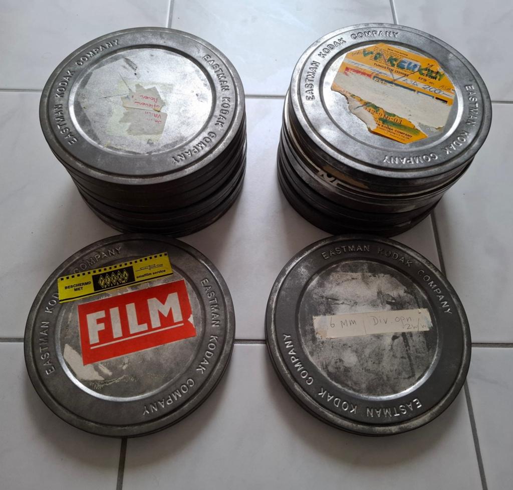 Diverse filmblikken en audio omdozen en audiospspoelen., Ophalen of Verzenden, Accessoire