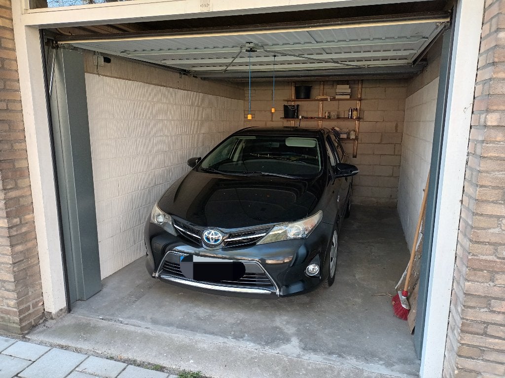 Te huur garage Leiden, Auto diversen, Autostallingen en Garages