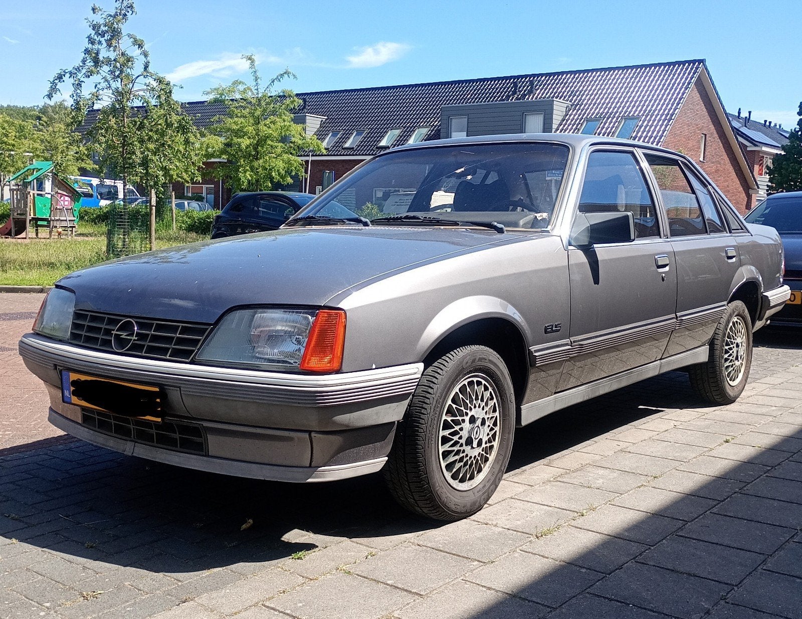 Gezocht 4 versnellings handbak opel rekord e2 + diversen, Auto-onderdelen, Ophalen, Gebruikt, Opel