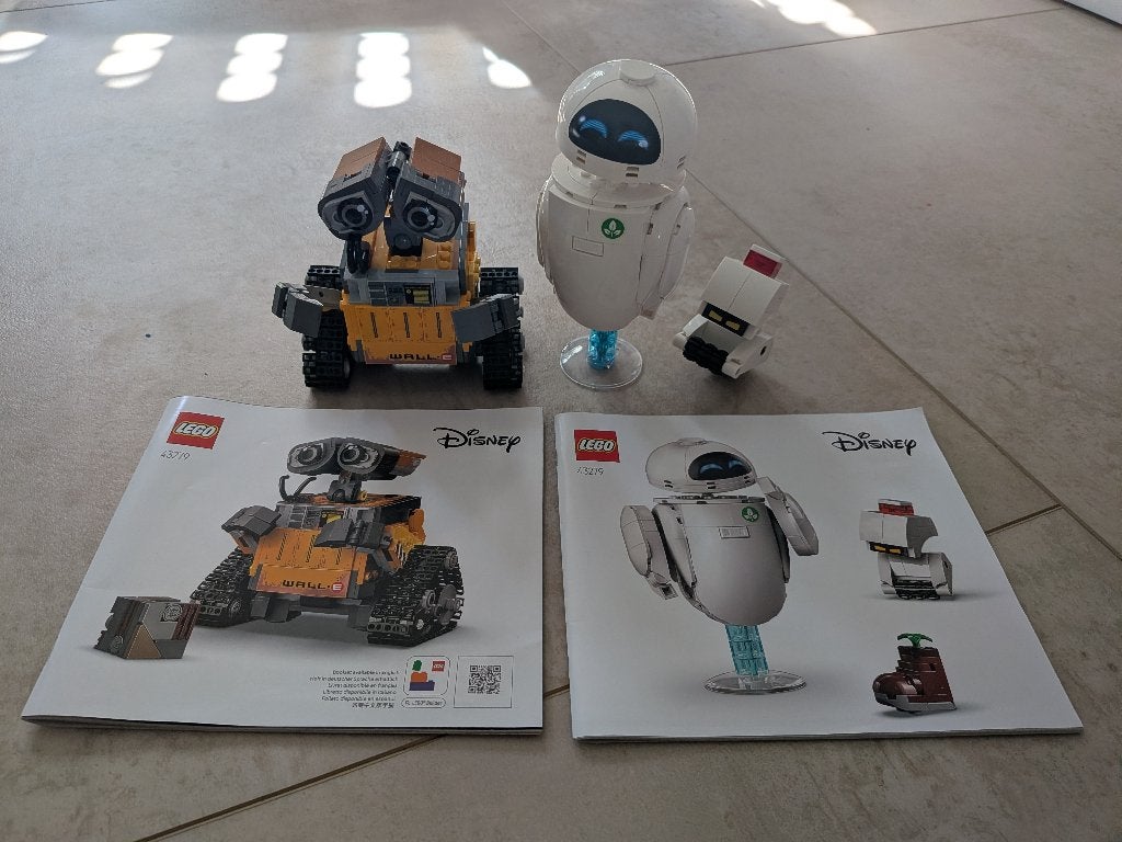 LEGO 43279 Wall-E & EVE, Lego, Compleet, Ophalen of Verzenden, Zo goed als nieuw