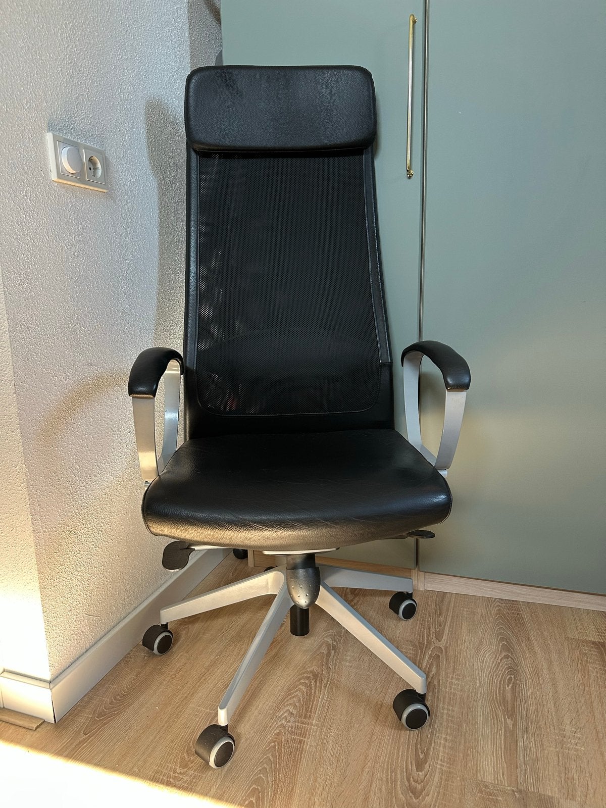 Ikea Markus bureaustoel - goede staat, Huis en Inrichting, Bureaustoelen, Ophalen, Zwart, Zo goed als nieuw, Bureaustoel
