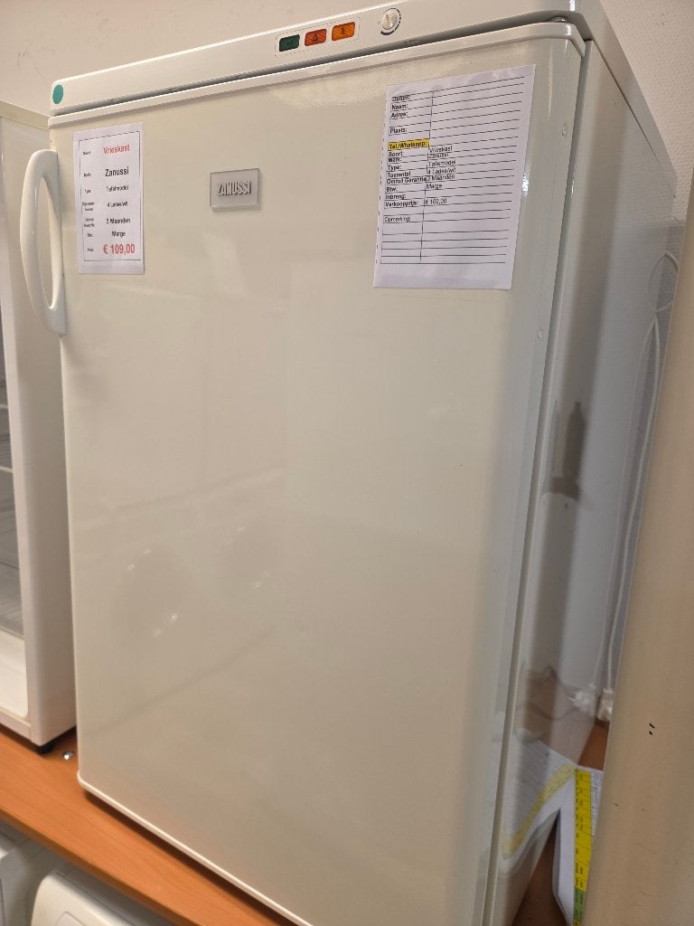 vrieskast - Zanussi - tafelmodel - 4 lades, Italie, Gebruikt, Minder dan 85 cm, Minder dan 60 cm