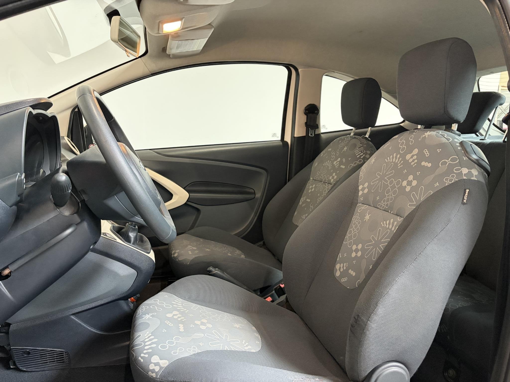 Ford Ka 1.2 Limited start/stop Elektrische ramen Radio HANDE, Voorwielaandrijving, Euro 5, Stof, 1242 cc
