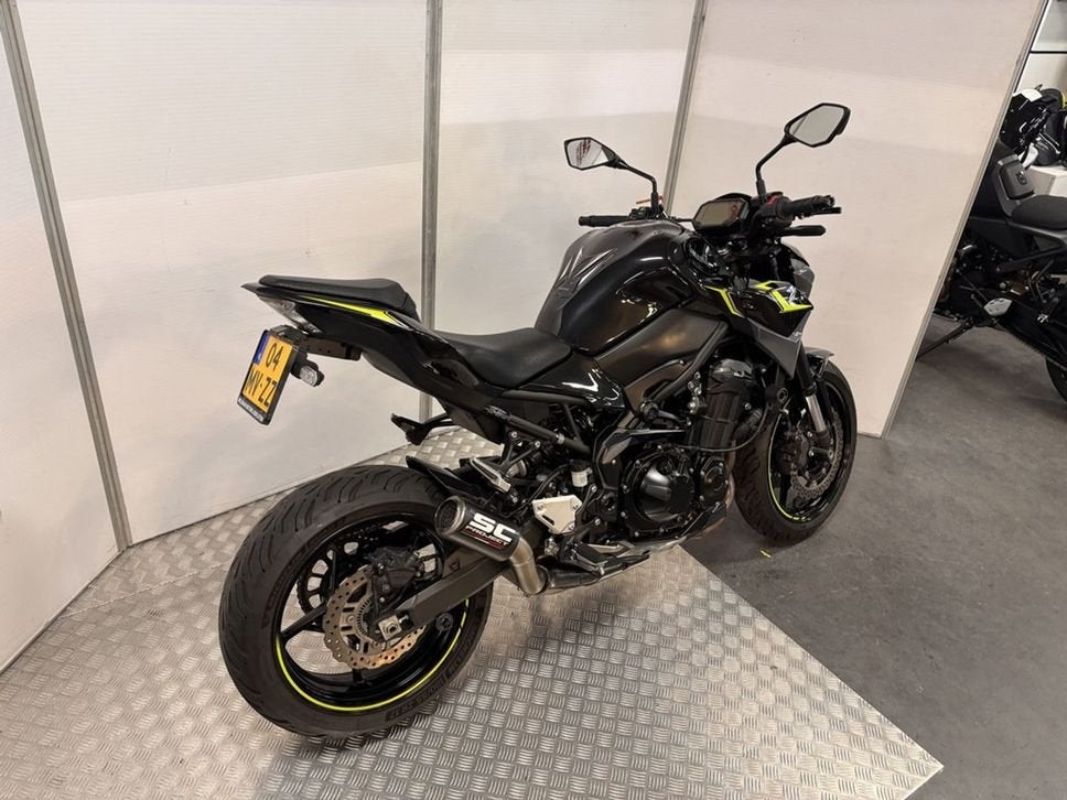 Kawasaki Z 900 ABS (bj 2024), Motoren, 4 cilinders, Motorrijbewijs A, 948 cc, Bedrijf