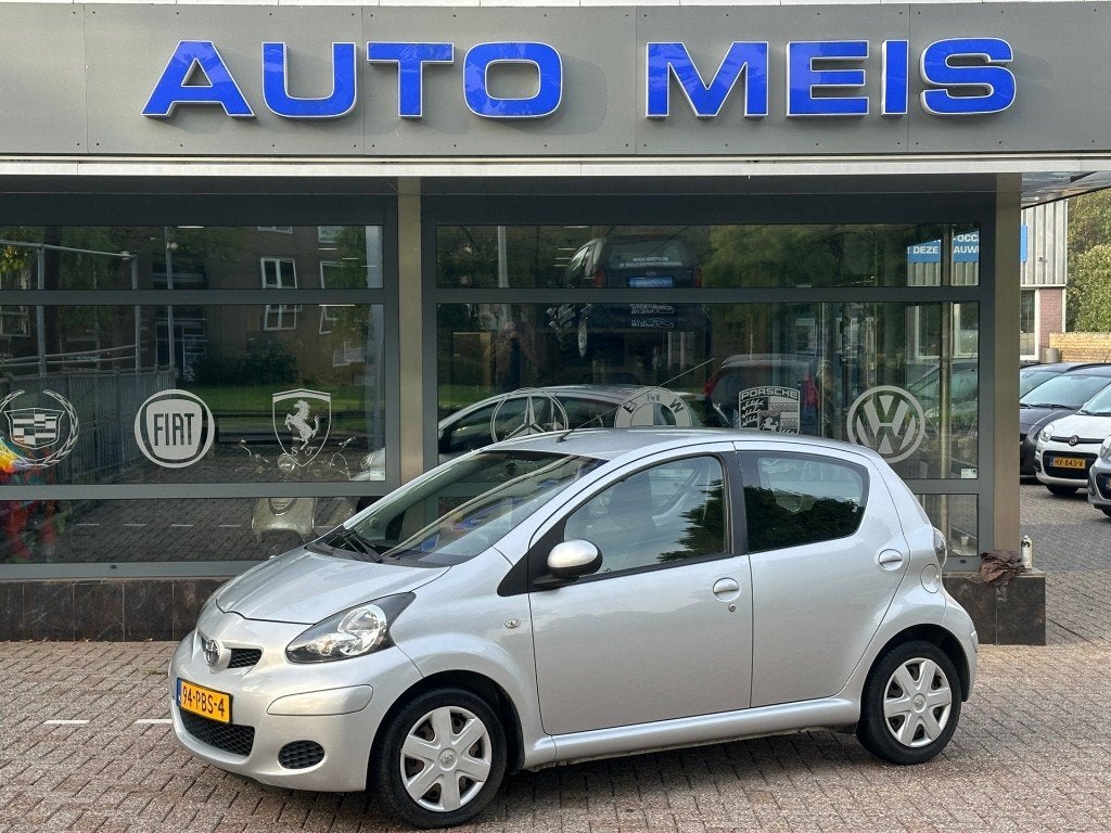 Toyota AYGO 1.0-12V Comfort Navi Airco NAP-Autopas, Euro 5, Gebruikt, Elektrische ramen, 4 stoelen