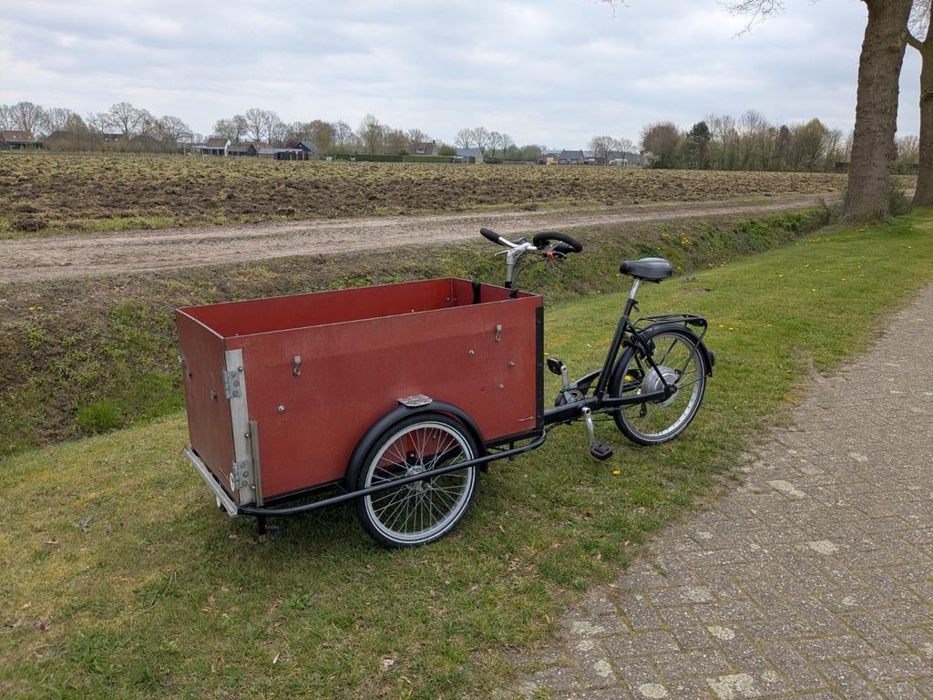 Rolstoel bakfiets t Mannetje Rover (bezorging bespreekbaar), Gebruikt, 3 kinderen, Elektrisch, Ophalen