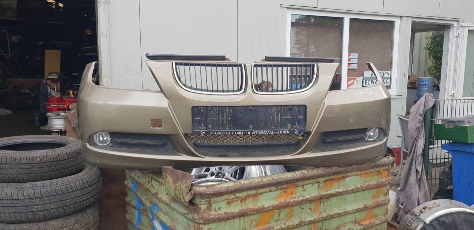 BMW 3SERIE E90 VOORBUMPER  +MISTLAMPEN BJ 2009, Gebruikt, -, Voor, -