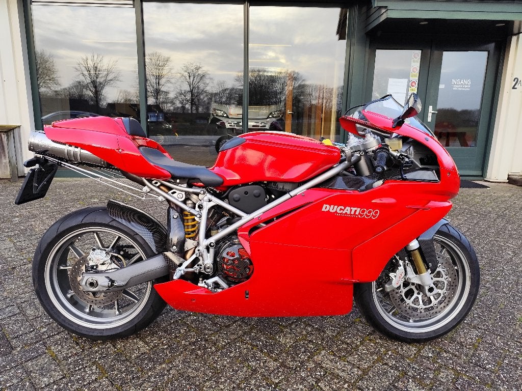 Ducati 999 Testastretta, Incl: grote beurt, desmo onderhoud, 2 cilinders, Sportuitlaat, Super Sport, Handgeschakeld