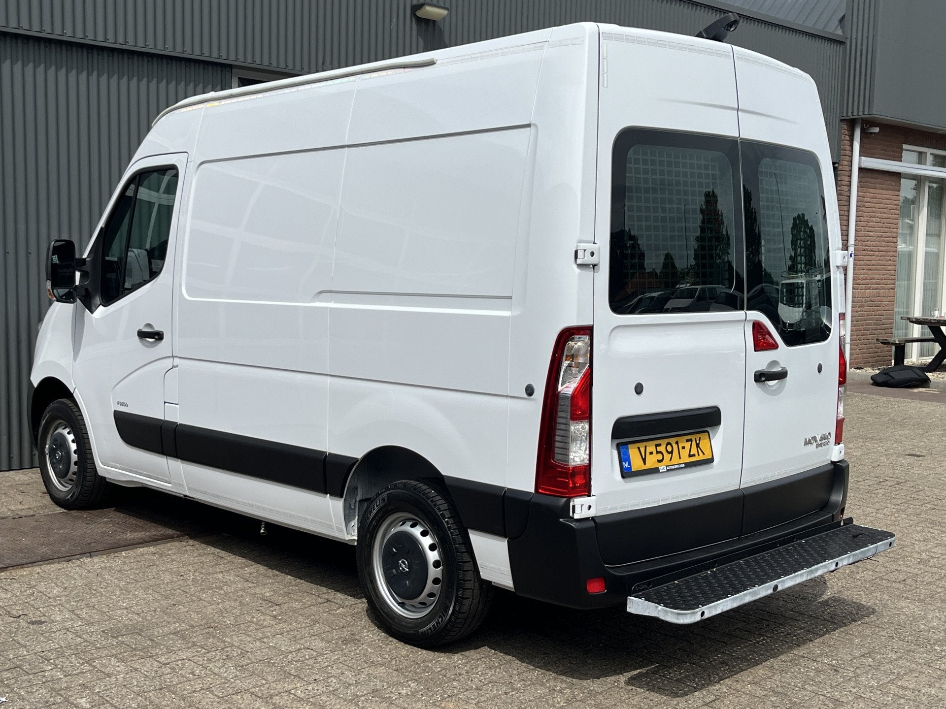 Opel Movano 2.3 CDTI BiTurbo L1H2 Airco Cruise controle Kast, Stof, Gebruikt, 4 cilinders, Bedrijf