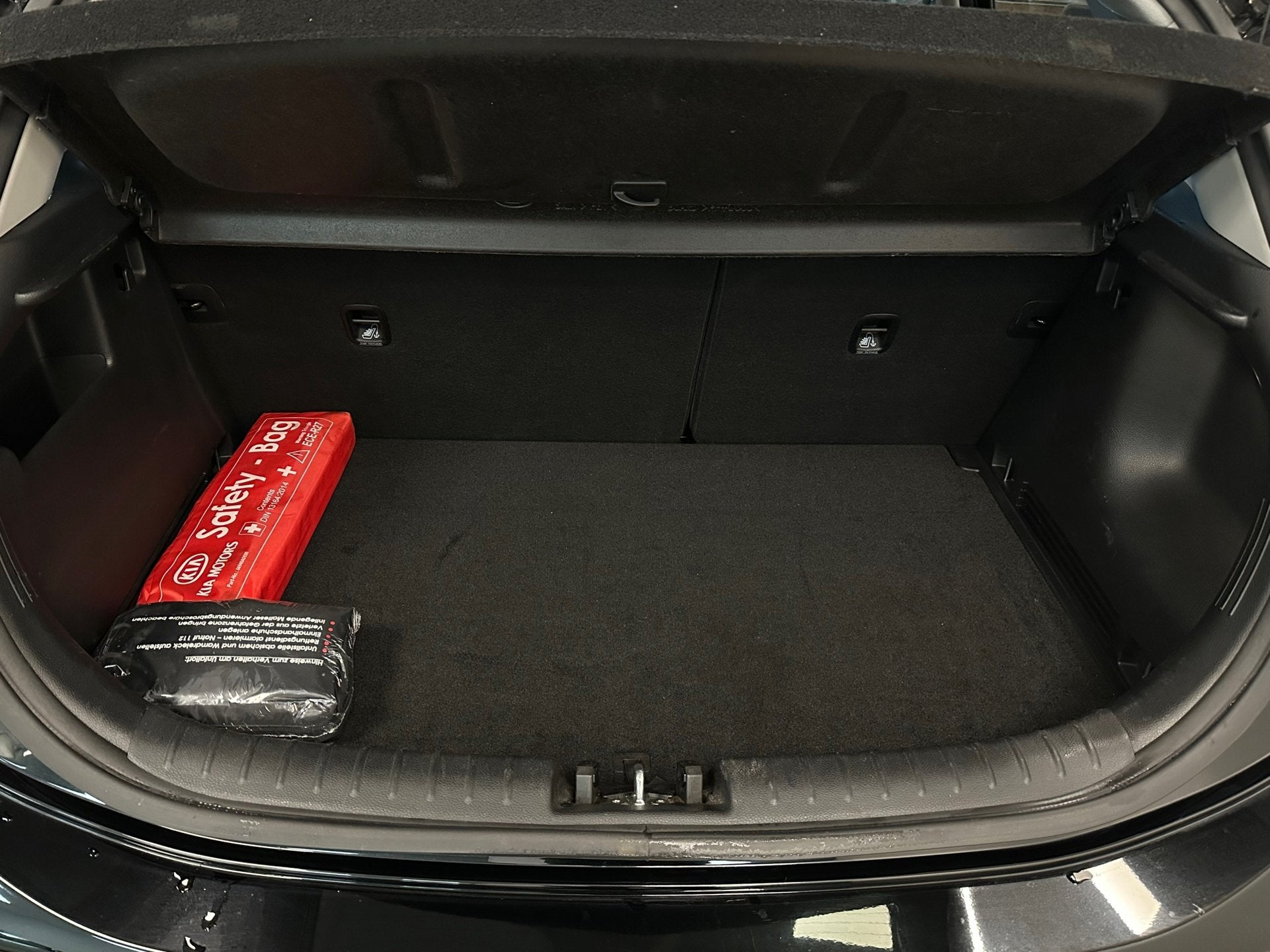 Foto 15 van Kia RIO 1.0 TGDI|120PK|PLATINUM|LEDER|PANO|LED|17"|FULL OPTI