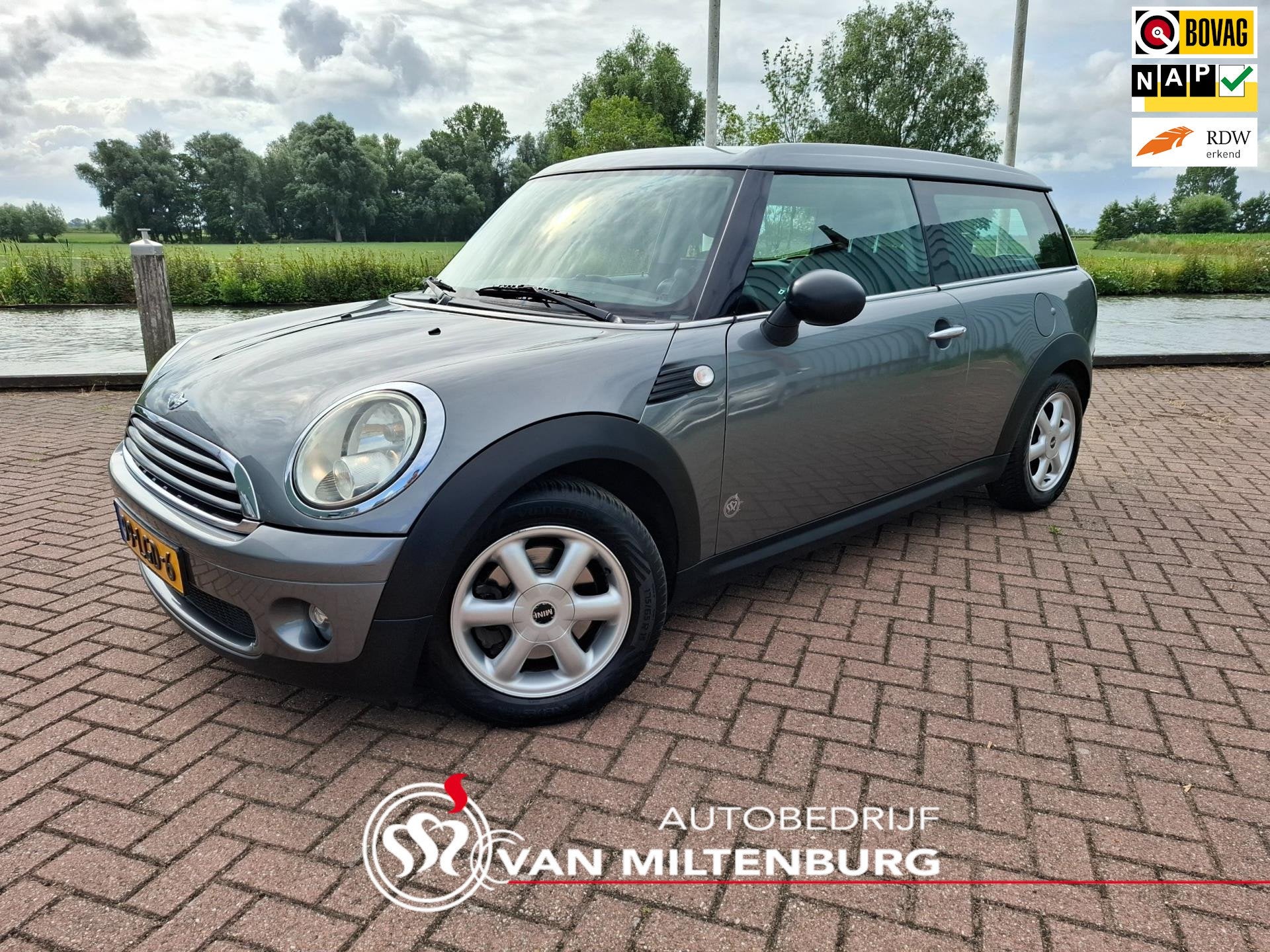 Mini Mini Clubman 1.4 One Business Line Airco Cruise Navi Tr, Auto's, Mini, Voorwielaandrijving, Stof, Gebruikt, 49 €/maand