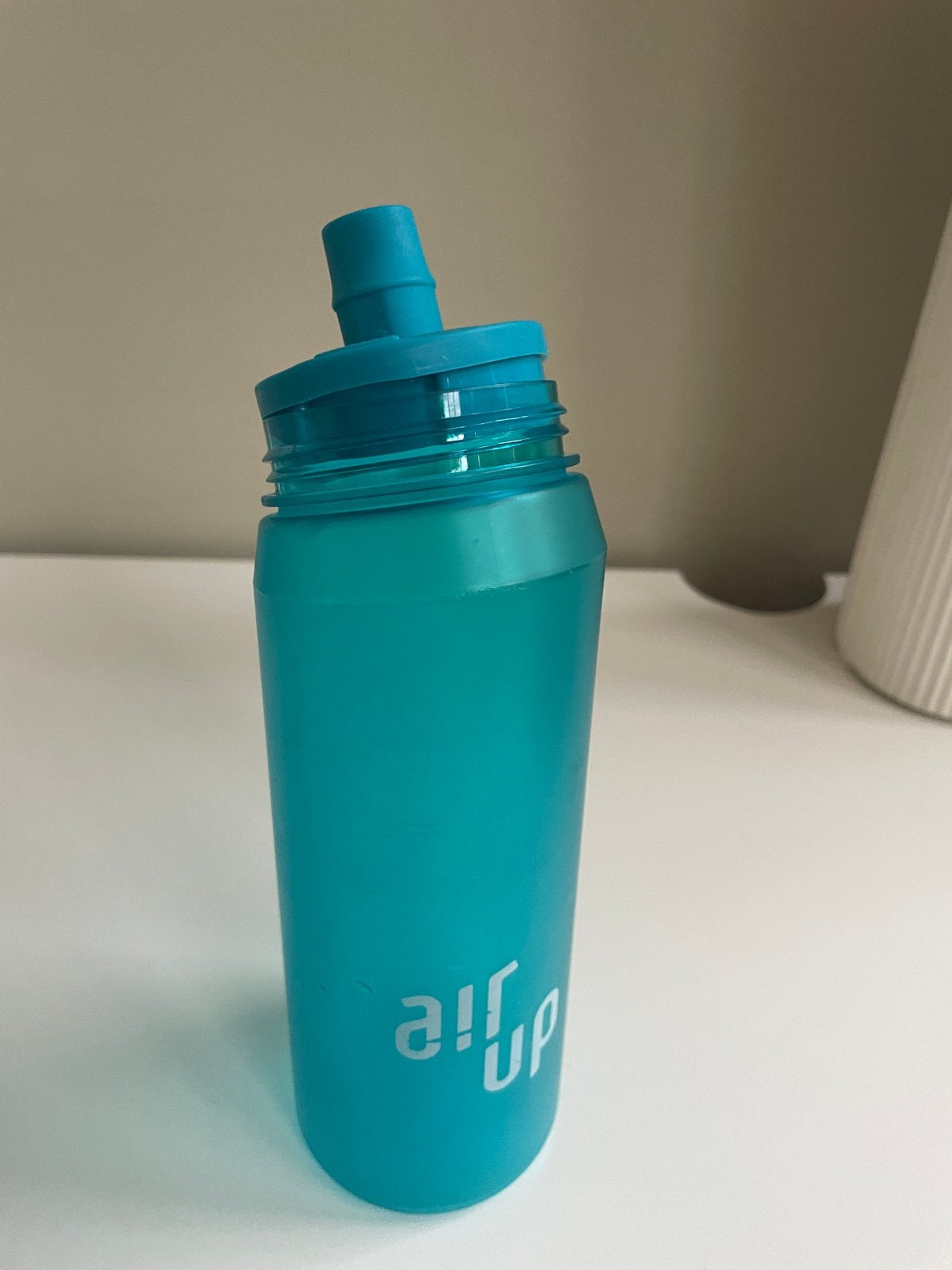 Air Up drinkfles - Turquoise, Sport en Fitness, Bidons, Ophalen of Verzenden, Gebruikt